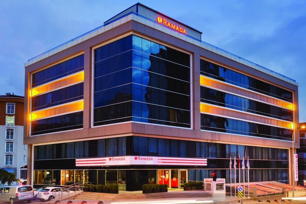 Ramada Encore Istanbul Kartal