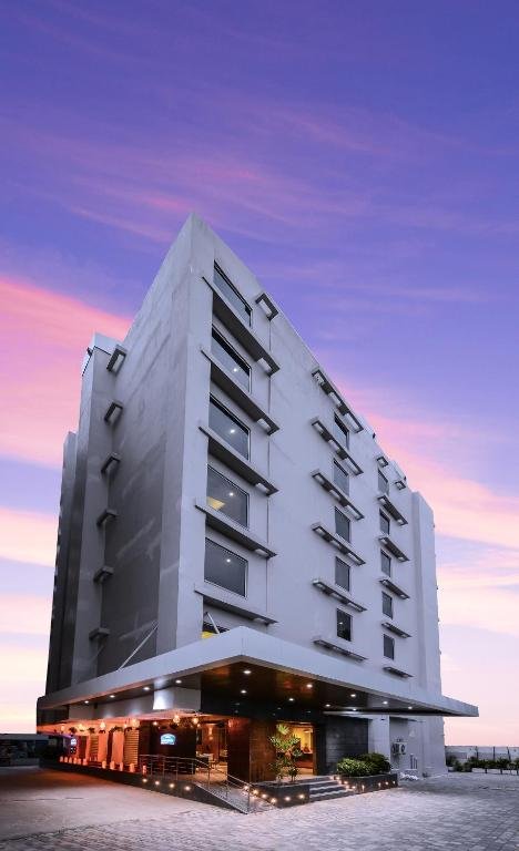 Howard Johnson by Wyndham