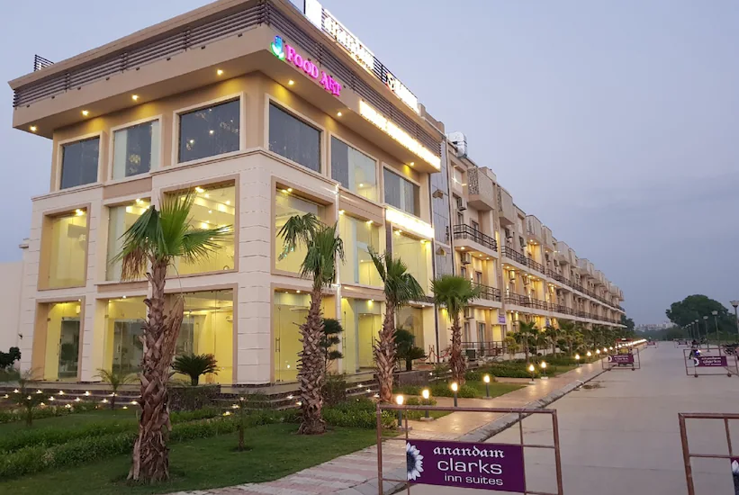 Anandam Clarks Inn Suites & Resort Vrindavan